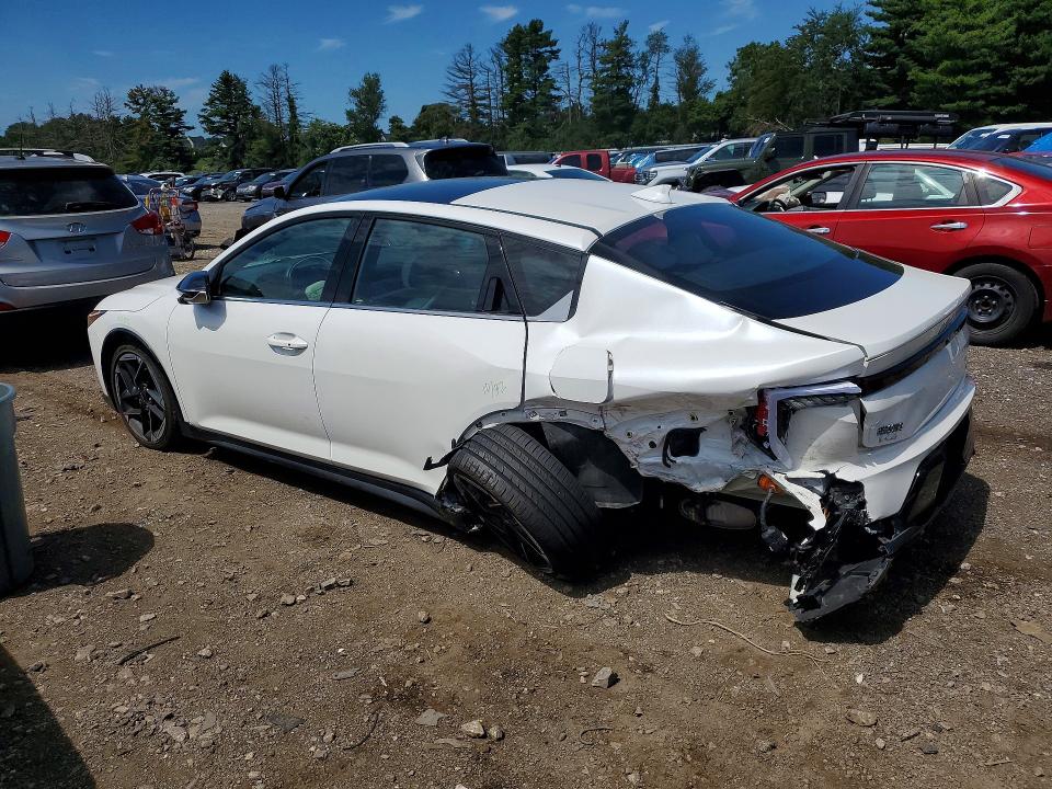 2025 Kia K4 მანქანა იყიდება აუქციონზე, vin: 3KPFW4DEXSE038254, აუქციონის ნომერი: 63383966