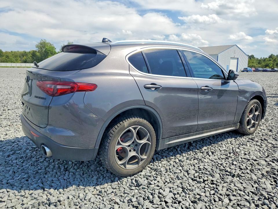 2018 Alfa Romeo Stelvio მანქანა იყიდება აუქციონზე, vin: ZASFAKANXJ7B83288, აუქციონის ნომერი: 66613886