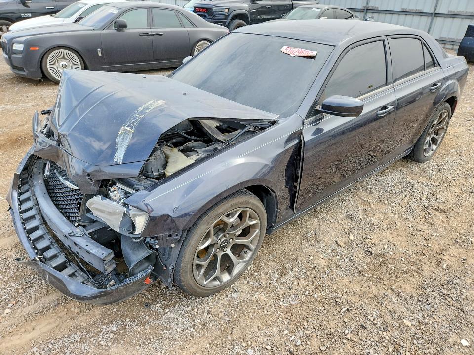 Auction sale of the 2015 Chrysler 300, vin: 2C3CCABG3FH760209, lot number: 51029696
