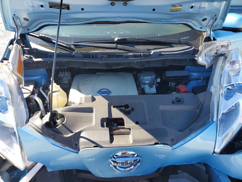 64703506 :رقم المزاد ، 1N4AZ0CP1FC313669 vin ، 2015 Nissan Leaf مزاد بيع