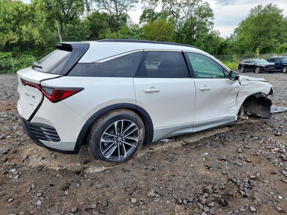 2024 Acura Zdx მანქანა იყიდება აუქციონზე, vin: 4W5KHNRL4RZ512447, აუქციონის ნომერი: 66254546