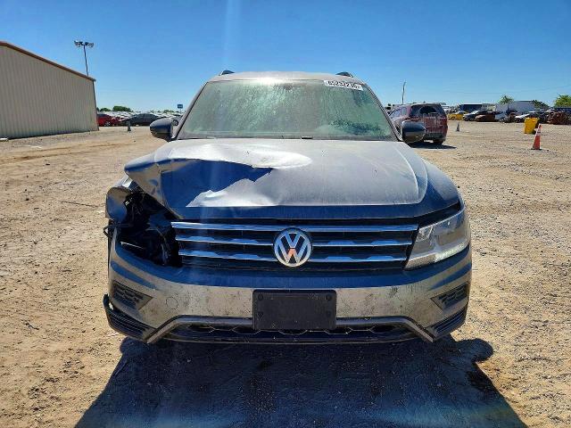 2020 Volkswagen Tiguan მანქანა იყიდება აუქციონზე, vin: 3VV3B7AX5LM038175, აუქციონის ნომერი: 65232236