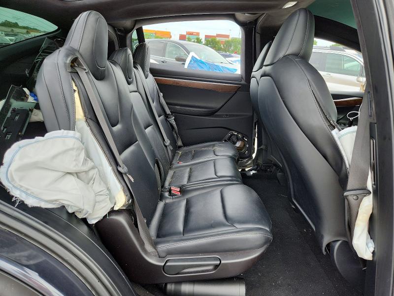 64817086 :رقم المزاد ، 5YJXCDE22LF308140 vin ، 2020 Tesla Model X مزاد بيع