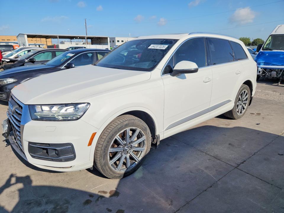 2017 Audi Q7 მანქანა იყიდება აუქციონზე, vin: WA1VAAF75HD041011, აუქციონის ნომერი: 64207026