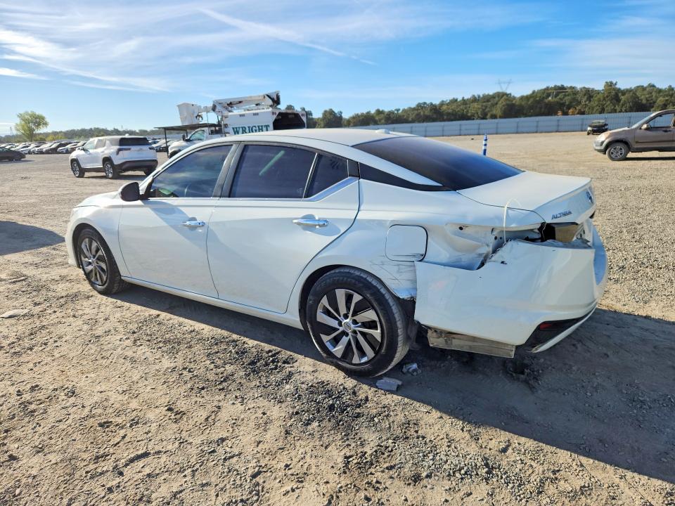 66482246 :رقم المزاد ، 1N4BL4BV0KC233805 vin ، 2019 Nissan Altima مزاد بيع
