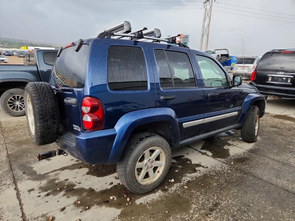 2005 Jeep Liberty მანქანა იყიდება აუქციონზე, vin: 1J4GL58K15W650852, აუქციონის ნომერი: 64341656
