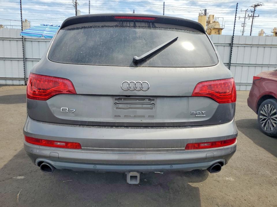 67163756 :رقم المزاد ، WA1LGAFE9FD021409 vin ، 2015 Audi Q7 مزاد بيع