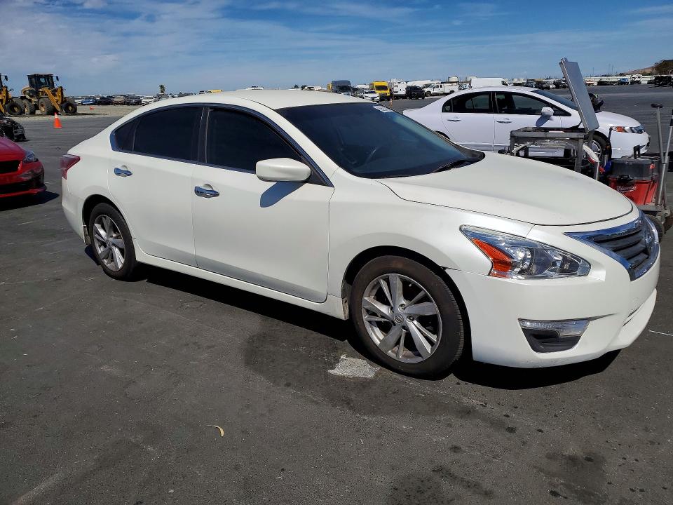 Auction sale of the 2014 Nissan Altima, vin: 1N4AL3AP2EC271663, lot number: 66524766