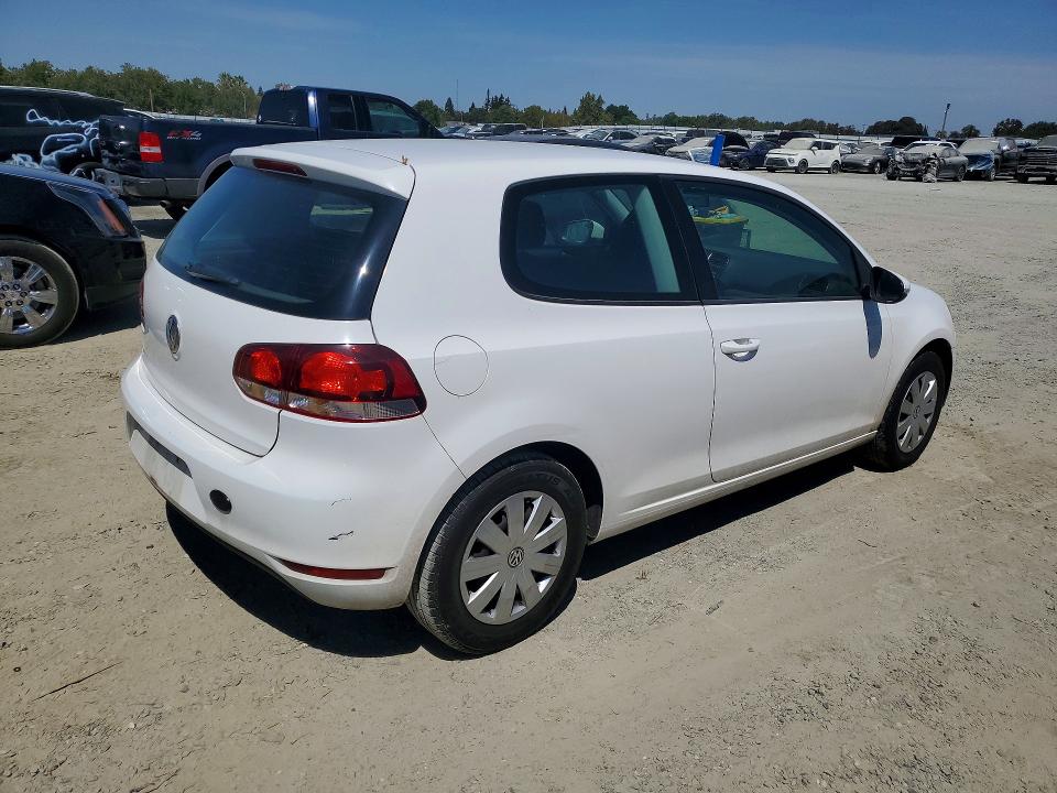 64229886 :رقم المزاد ، WVWBA7AJ9AW125681 vin ، 2010 Volkswagen Golf مزاد بيع