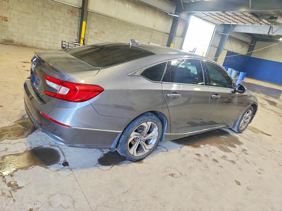 Продажа на аукционе авто 2018 Honda Accord, vin: 1HGCV1F55JA025951, номер лота: 64984496