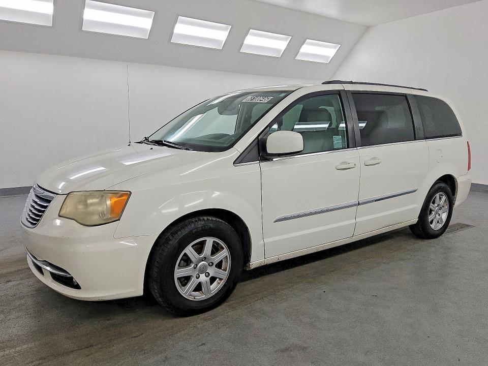 Продажа на аукционе авто 2013 Chrysler Town & Country, vin: 2C4RC1BG4DR528960, номер лота: 65180646