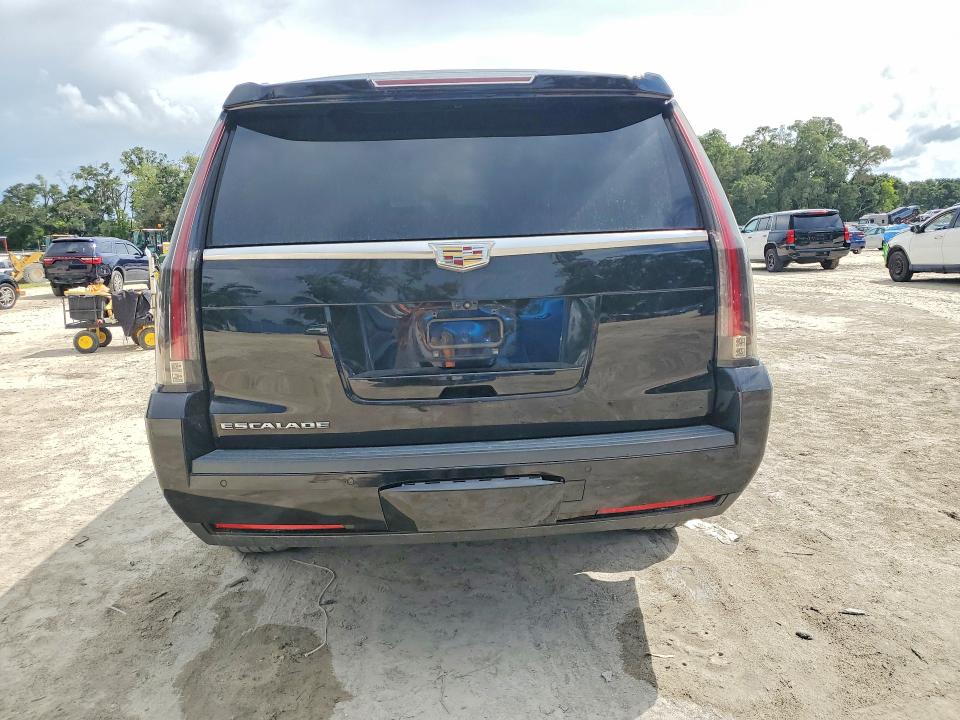 Продажа на аукционе авто 2019 Cadillac Escalade, vin: 1GYS4HKJ1KR148622, номер лота: 66339326