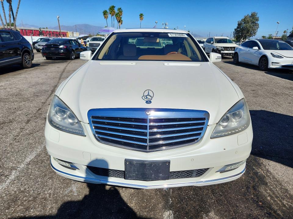 2011 Mercedes-benz S მანქანა იყიდება აუქციონზე, vin: WDDNG7BB6BA379873, აუქციონის ნომერი: 67309886