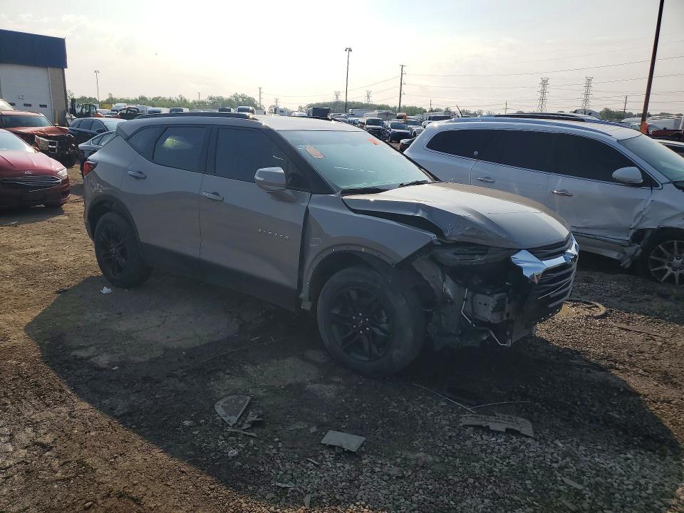 2021 Chevrolet Blazer მანქანა იყიდება აუქციონზე, vin: 3GNKBCRS2MS557877, აუქციონის ნომერი: 64715136