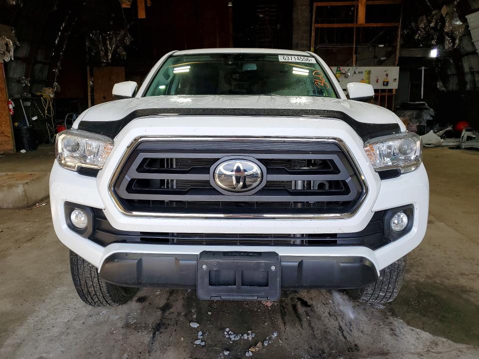 63714556 :رقم المزاد ، 3TMCZ5AN3NM494904 vin ، 2022 Toyota Tacoma مزاد بيع