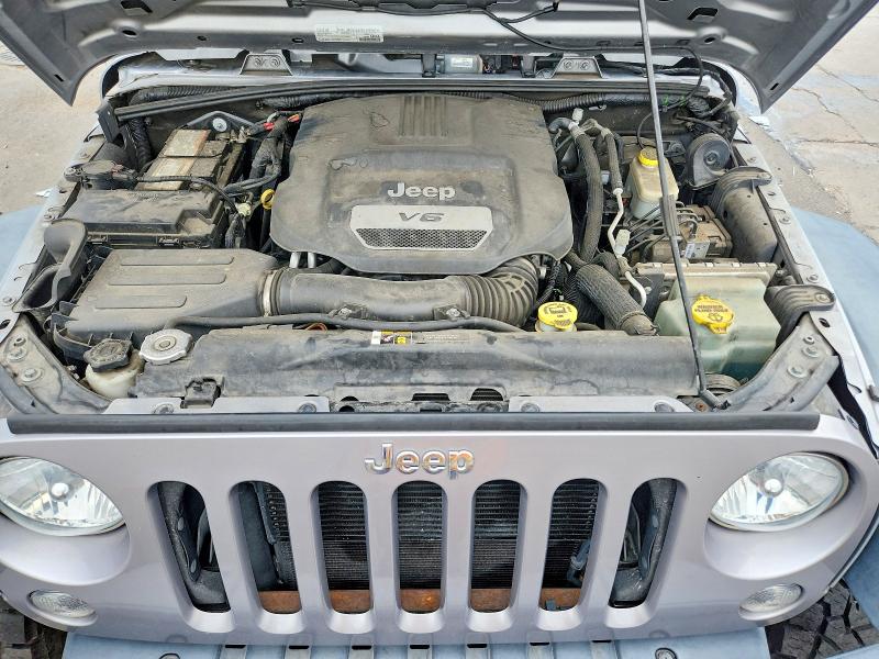 64476846 :رقم المزاد ، 1C4BJWDGXHL624284 vin ، 2017 Jeep Wrangler Unlimited مزاد بيع