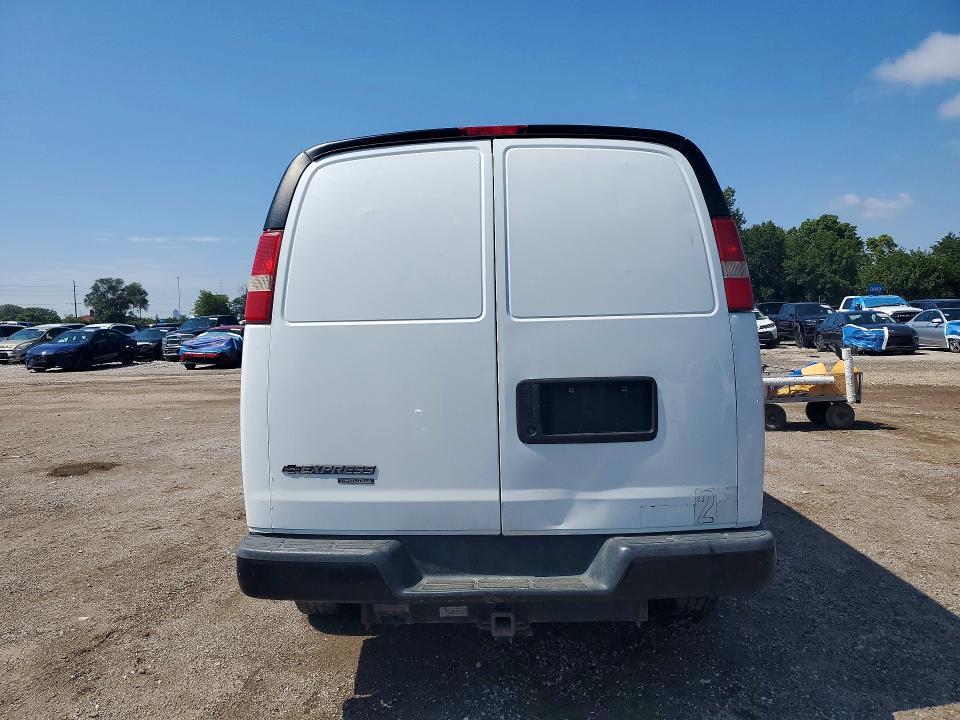 2014 Chevrolet Express 2500 მანქანა იყიდება აუქციონზე, vin: 1GCWGGBG1E1207376, აუქციონის ნომერი: 65351206