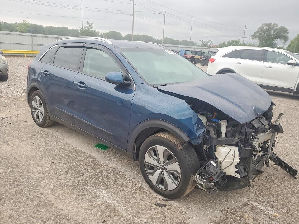 Продаж на аукціоні авто 2018 Kia Niro, vin: KNDCB3LC5J5200679, номер лоту: 64420236