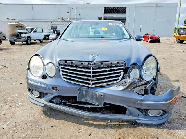 2009 Mercedes-benz E მანქანა იყიდება აუქციონზე, vin: WDBUF56X99B417313, აუქციონის ნომერი: 63096676