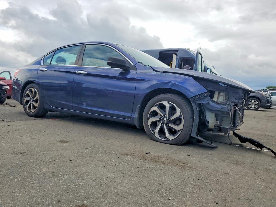 Продажа на аукционе авто 2017 Honda Accord, vin: 1HGCR2F78HA012102, номер лота: 63882726