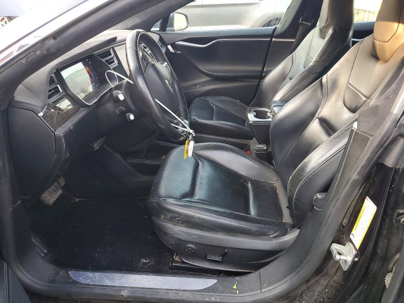 2015 Tesla Model S მანქანა იყიდება აუქციონზე, vin: 5YJSA1E25FF108842, აუქციონის ნომერი: 64070156