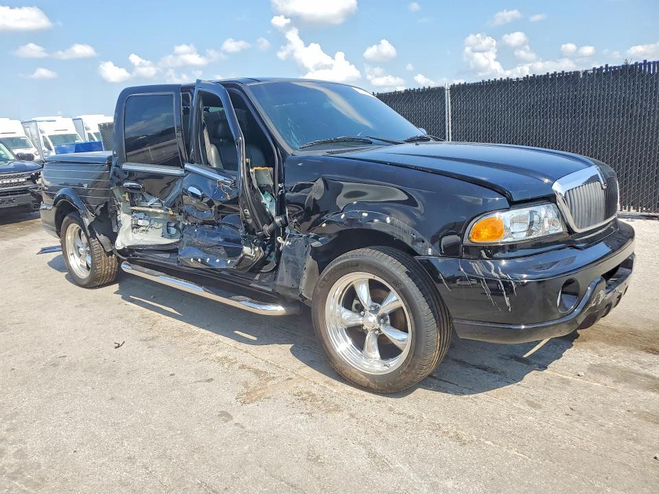 61601716 :رقم المزاد ، 5LTEW05A92KJ02813 vin ، 2002 Lincoln Blackwood مزاد بيع