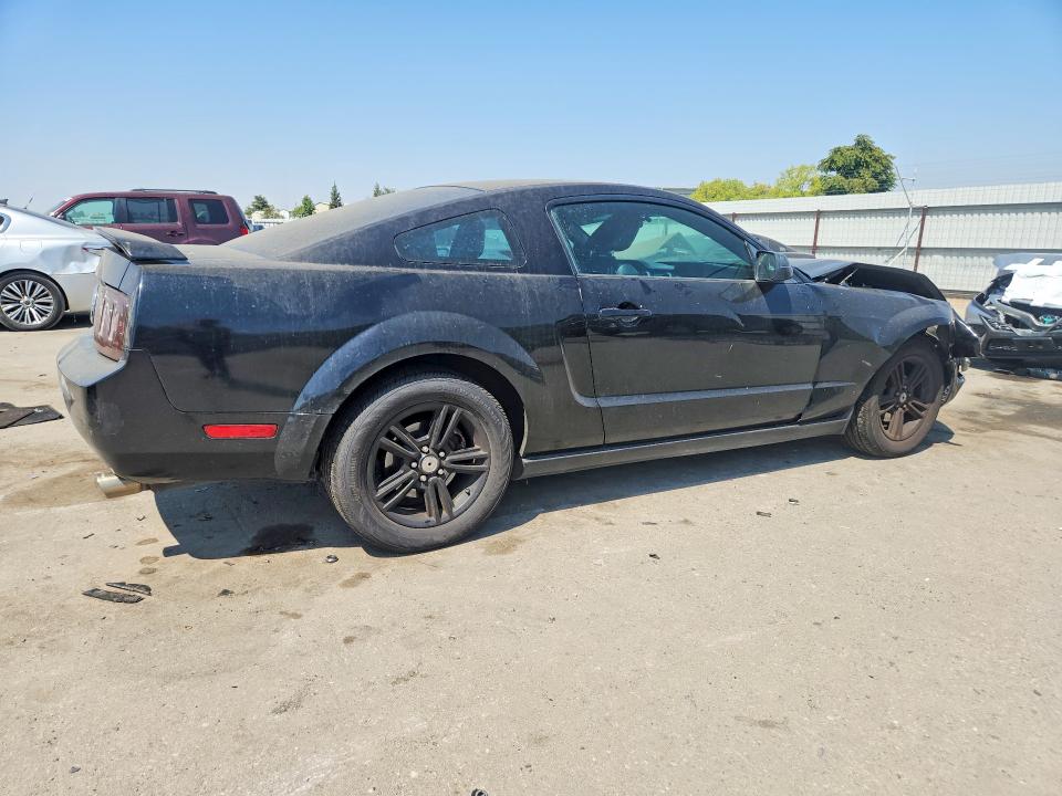 2005 Ford Mustang მანქანა იყიდება აუქციონზე, vin: 1ZVFT80N155149102, აუქციონის ნომერი: 64457766