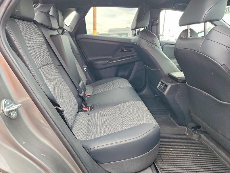 66990996 :رقم المزاد ، JTMBCAEB6TJ016167 vin ، 2026 Toyota Bz مزاد بيع