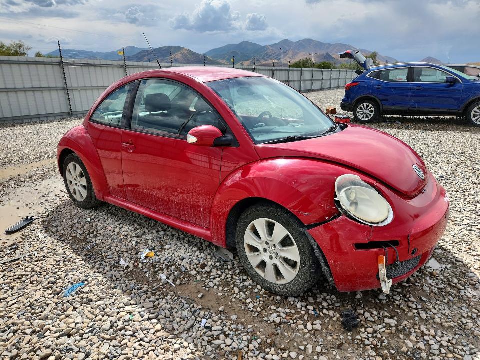66814456 :رقم المزاد ، 3VWPG31C48M509468 vin ، 2008 Volkswagen New Beetle مزاد بيع