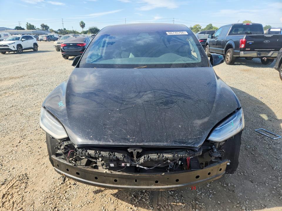 Продажа на аукционе авто 2019 Tesla Model X, vin: 5YJXCDE29KF182728, номер лота: 66745706