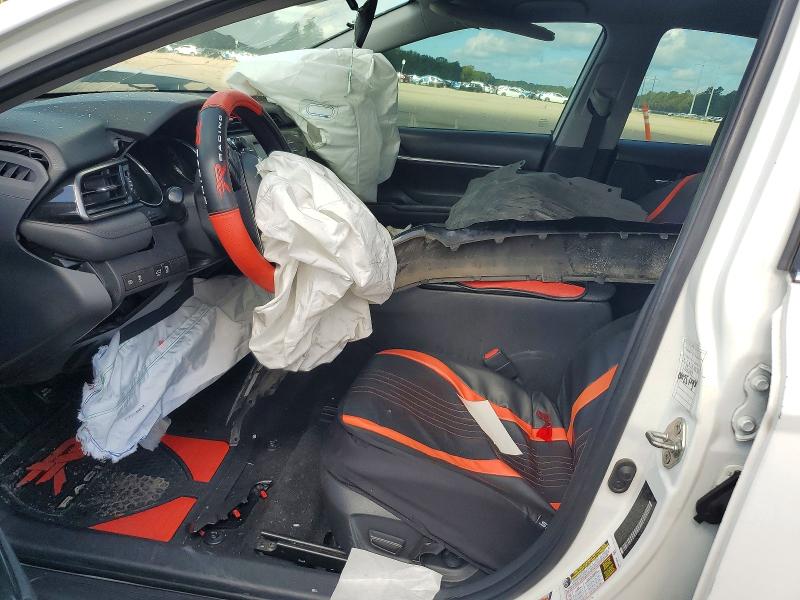 Продаж на аукціоні авто 2019 Toyota Camry, vin: 4T1B11HK9KU789824, номер лоту: 64322186