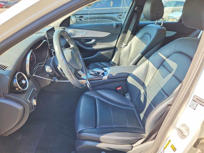 65585176 :رقم المزاد ، 55SWF4KB8FU024750 vin ، 2015 Mercedes-benz C مزاد بيع