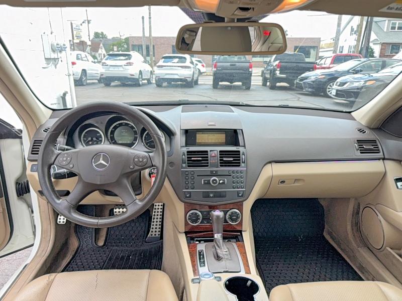 65328816 :رقم المزاد ، WDDGF8BB5BR174242 vin ، 2011 Mercedes-benz C مزاد بيع