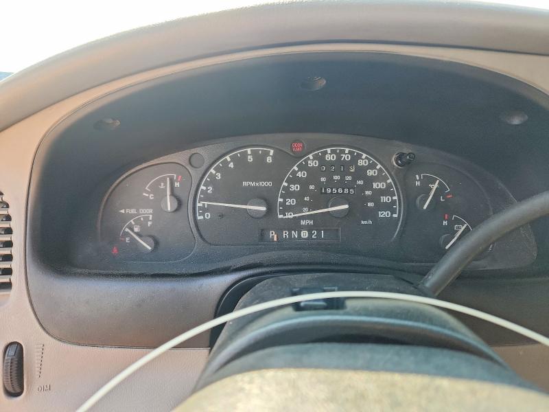64840716 :رقم المزاد ، 4F4YR16V7YTM28389 vin ، 2000 Mazda B3000 مزاد بيع