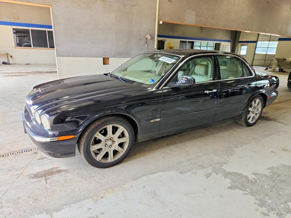Продаж на аукціоні авто 2004 Jaguar Xj8, vin: SAJEA71C74SG01571, номер лоту: 64619606