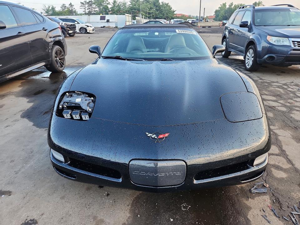 63906526 :رقم المزاد ، 1G1YY32G315104048 vin ، 2001 Chevrolet Corvette مزاد بيع