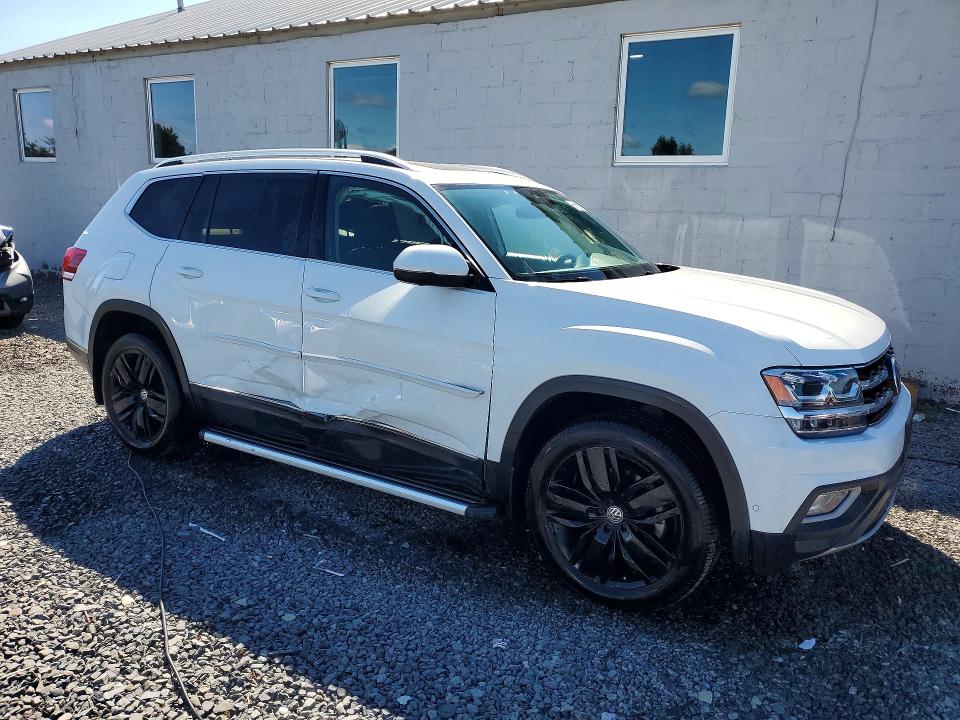 2018 Volkswagen Atlas მანქანა იყიდება აუქციონზე, vin: 1V2NR2CA7JC560642, აუქციონის ნომერი: 66650136