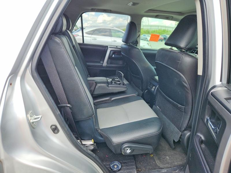 Продажа на аукционе авто 2017 Toyota 4runner, vin: JTEZU5JRXH5160385, номер лота: 63573976