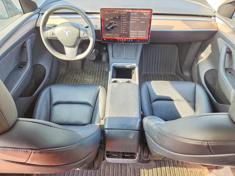 66184726 :رقم المزاد ، 7SAYGAEE6SF272407 vin ، 2025 Tesla Model Y مزاد بيع