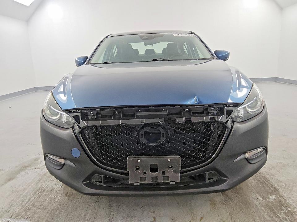 2018 Mazda 3 მანქანა იყიდება აუქციონზე, vin: 3MZBN1V33JM257880, აუქციონის ნომერი: 63696356