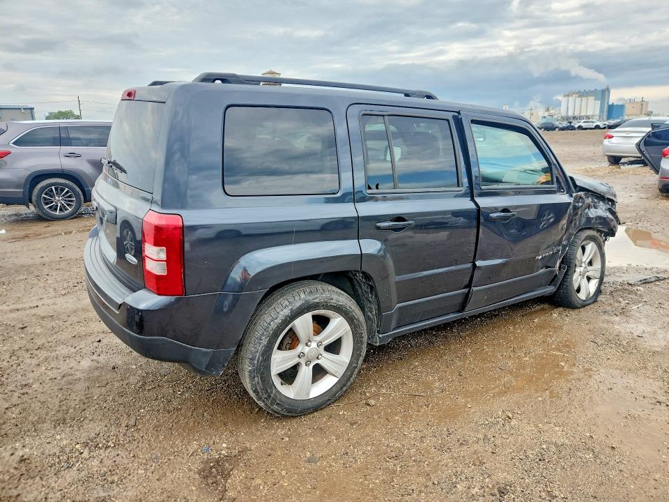 65125196 :رقم المزاد ، 1C4NJRFB3GD588365 vin ، 2016 Jeep Patriot مزاد بيع