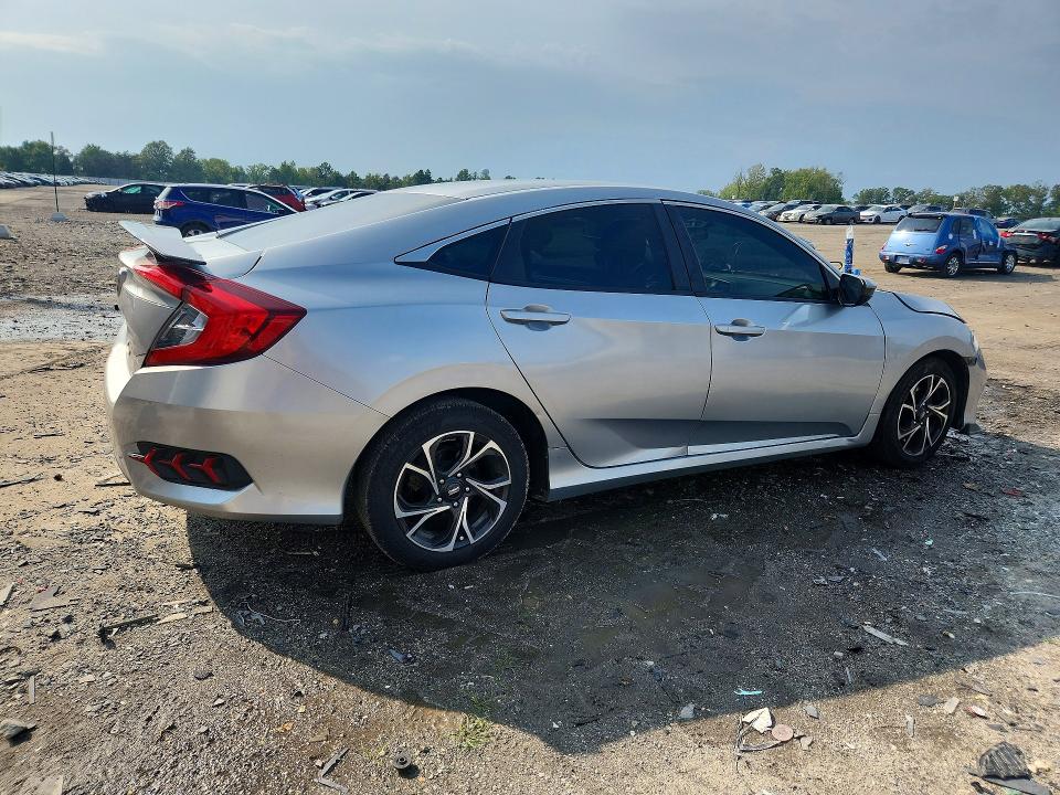 Продаж на аукціоні авто 2018 Honda Civic, vin: 2HGFC2F54JH528199, номер лоту: 64130616