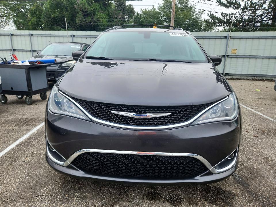 Продажа на аукционе авто 2018 Chrysler Pacifica, vin: 2C4RC1EG4JR271189, номер лота: 63791886
