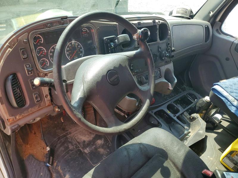Продаж на аукціоні авто 2015 Freightliner M2, vin: 1FVACWDUXFHGF0253, номер лоту: 65442786
