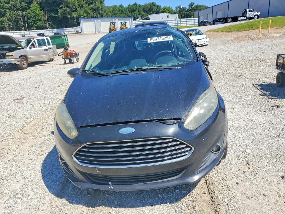 66074826 :رقم المزاد ، 3FADP4EJ0FM152619 vin ، 2015 Ford Fiesta مزاد بيع
