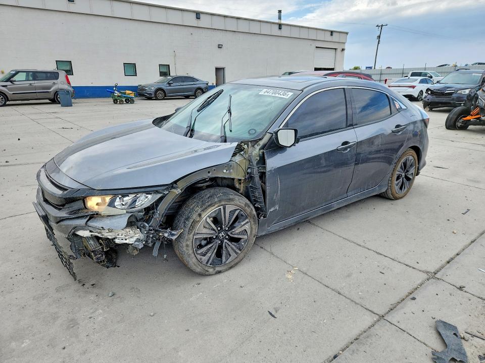 64700436 :رقم المزاد ، SHHFK7H57JU414911 vin ، 2018 Honda Civic مزاد بيع