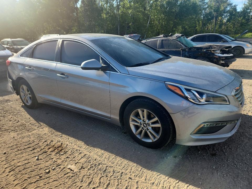 64788926 :رقم المزاد ، 5NPE24AF7FH005895 vin ، 2015 Hyundai Sonata مزاد بيع