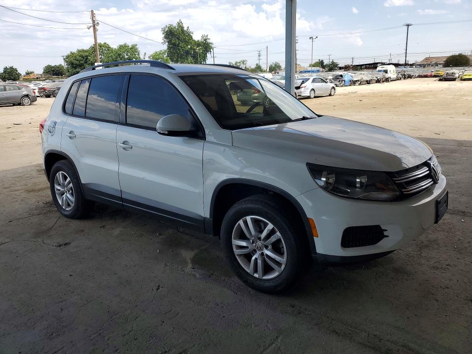 2015 Volkswagen Tiguan მანქანა იყიდება აუქციონზე, vin: WVGAV7AX7FW564031, აუქციონის ნომერი: 64634306