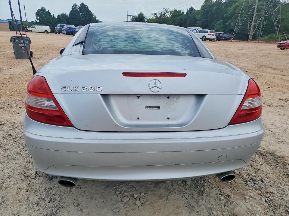 Aukcja sprzedaży 2006 Mercedes-benz Slk, vin: WDBWK54F66F076715, numer aukcji: 65207336