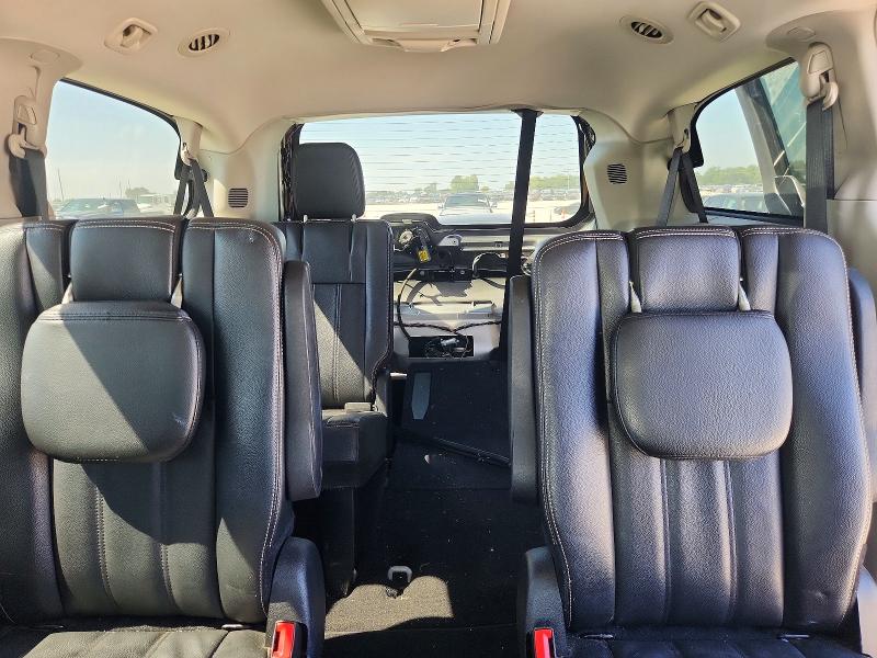 66359206 :رقم المزاد ، 2C4RC1BG3FR577036 vin ، 2015 Chrysler Town & Country مزاد بيع